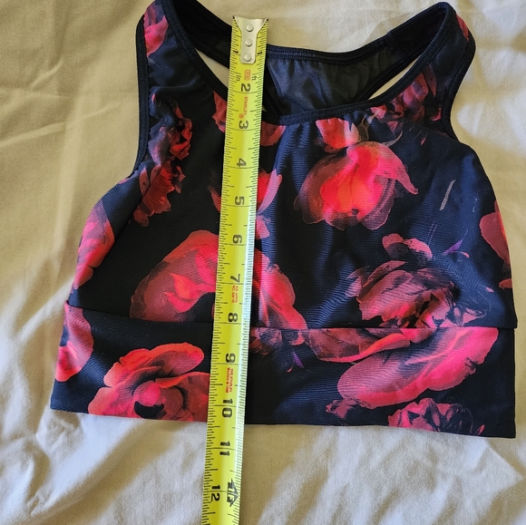 Victoria's Secret Sport rose Sports bra - Picture 3 of 5